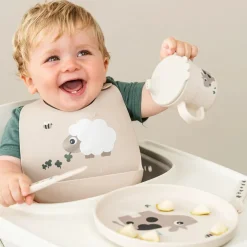 Learning to eat bundle, sand